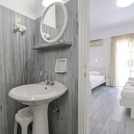 Soula Naxos מלון *